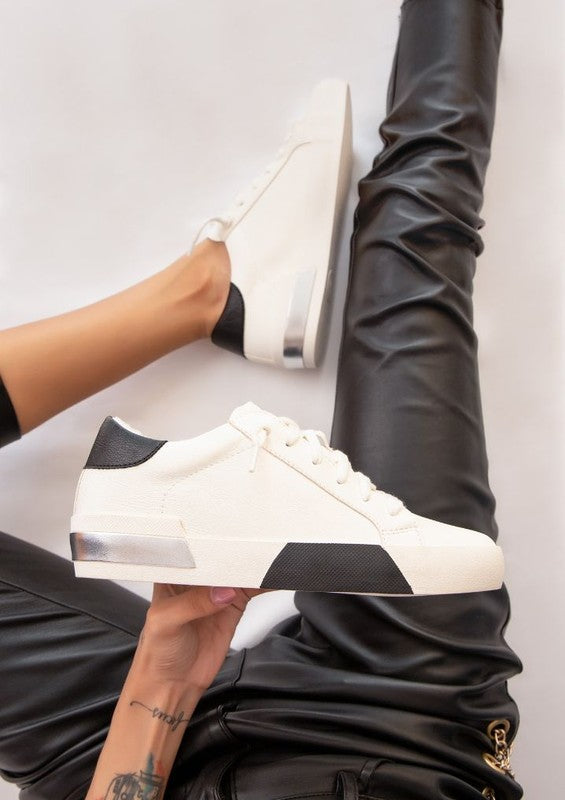 Zion Sneaker Black and Silver